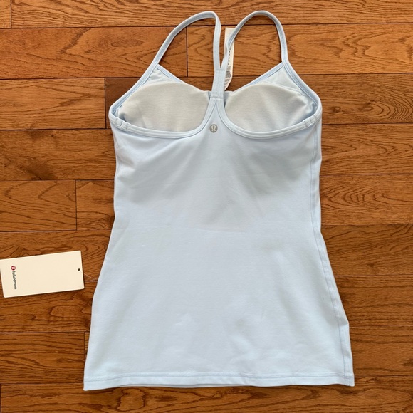 Lululemon NWT size 6 Power Y tank - Picture 2 of 8